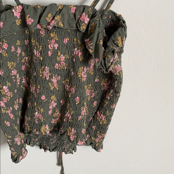 Floral Cropped Tank Top - Picture 4 of 5